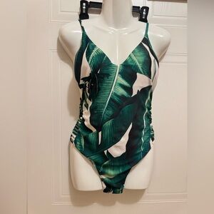 Unbranded Sz M Tropical Leaf Print  One Piece Swimsuit EUC
